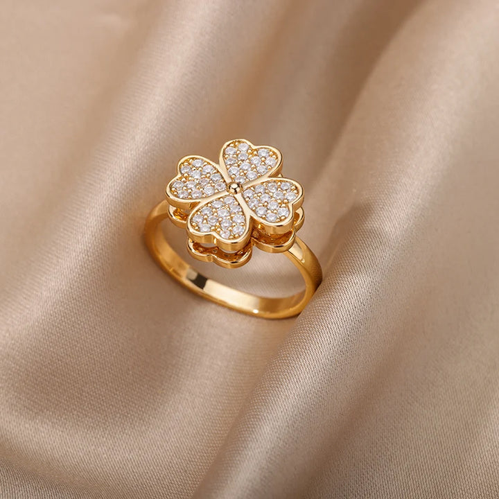 Spinner Zircon Heart Ring